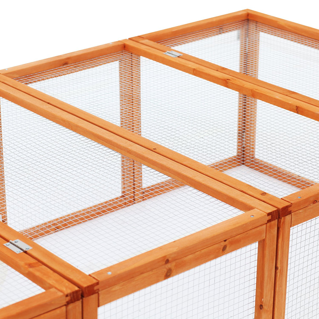 Rabbit Hutch W/ Mesh Wire