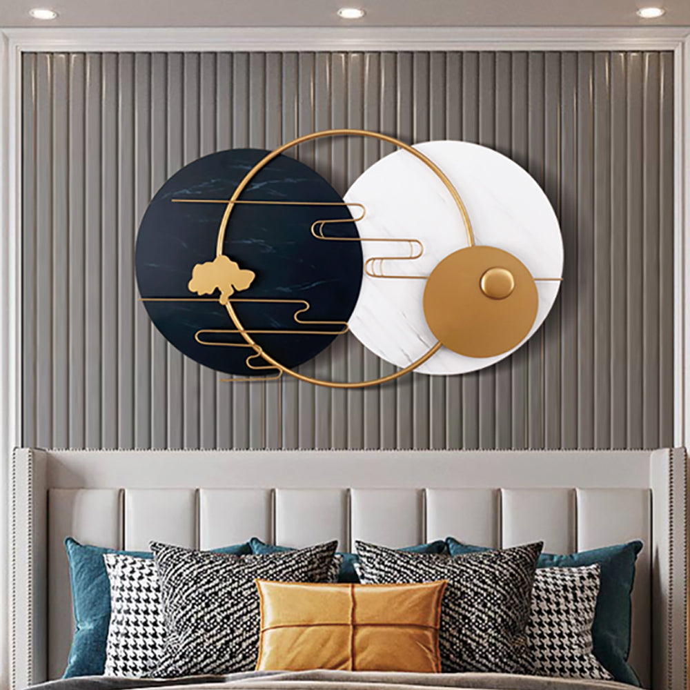 Modern Round Metal Wall Decor Geometric Decorative Wall Art in White & Black & Gold