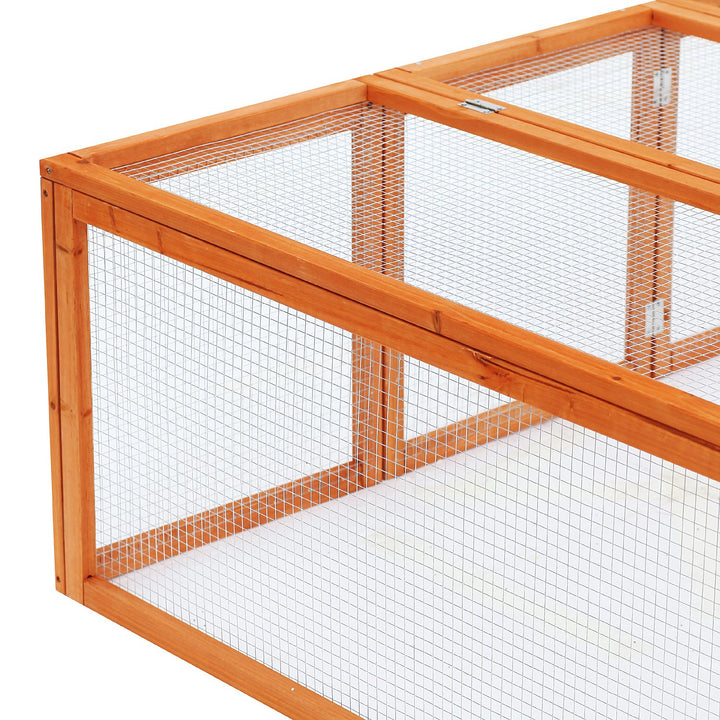 Rabbit Hutch W/ Mesh Wire