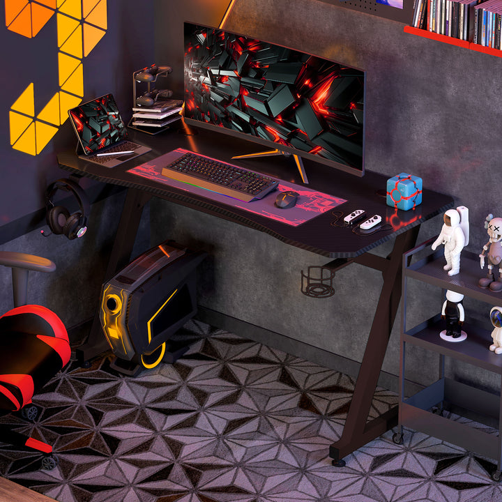 HOMCOM Ergonomic Gaming Desk