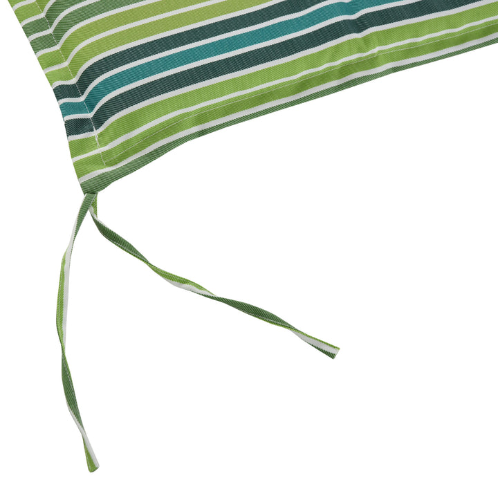 Rattan Seating Ensemble: Striped Polyester Cushions for Alfresco Lounging