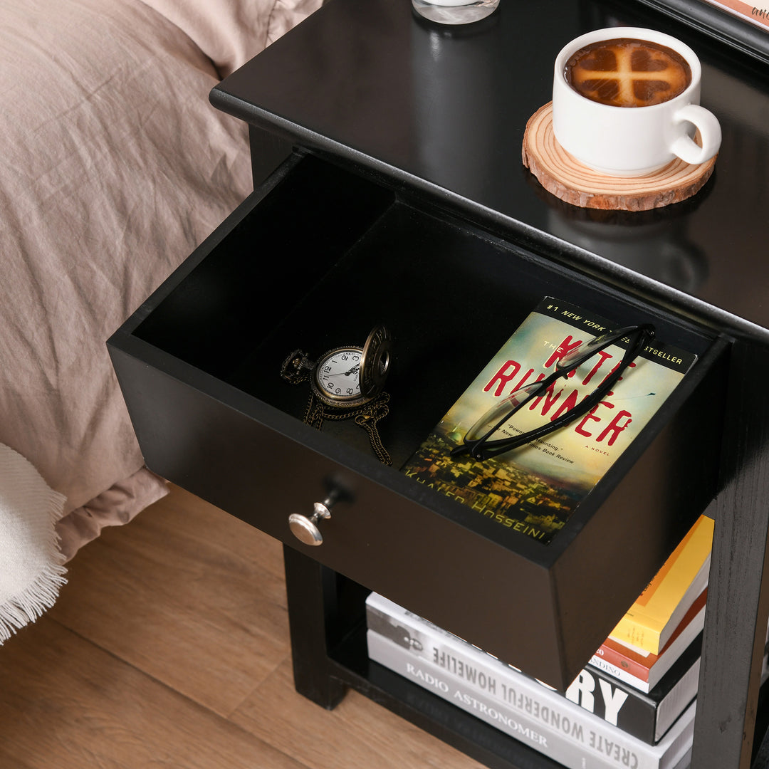 Traditional Accent End Table With 1 Drawer