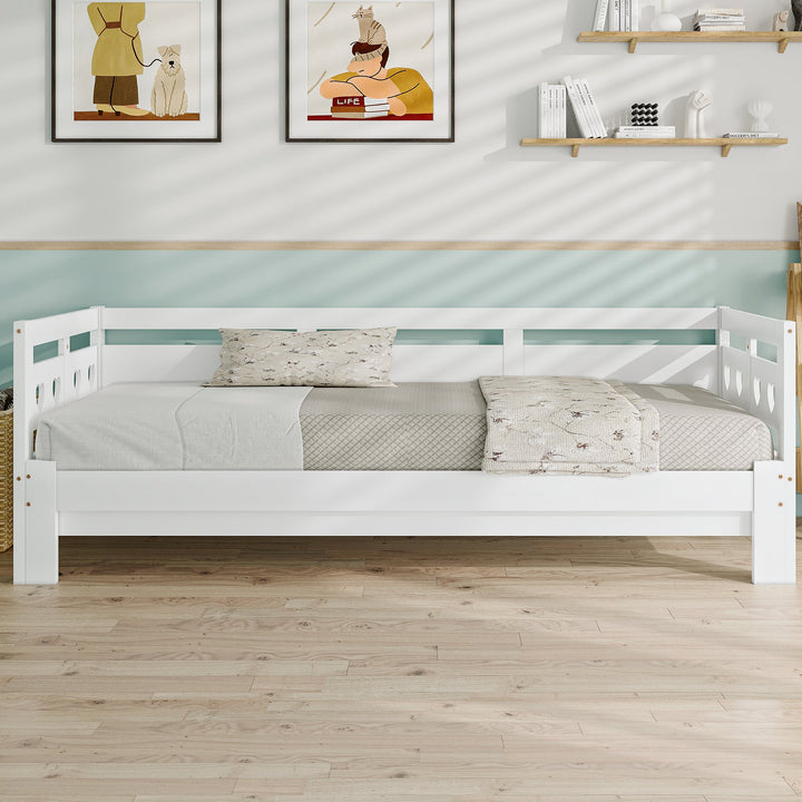 Heart-Shaped Wooden Daybed Frame with Pull-Out Trundle